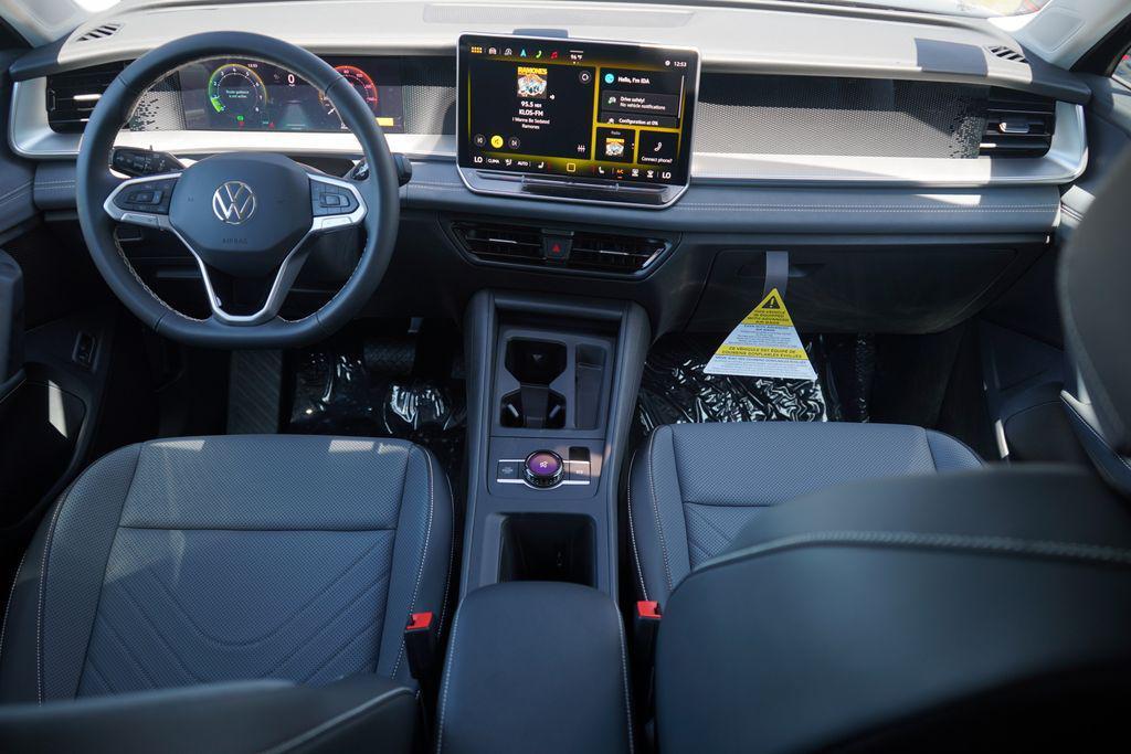 new 2025 Volkswagen Tiguan car, priced at $35,466