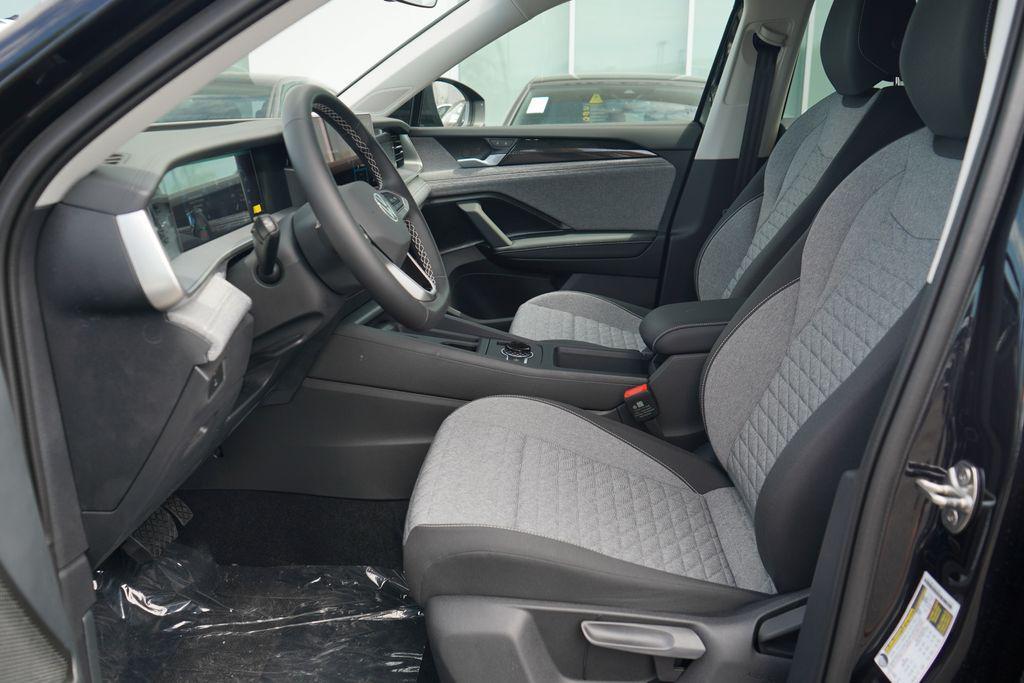 new 2025 Volkswagen Tiguan car, priced at $32,382