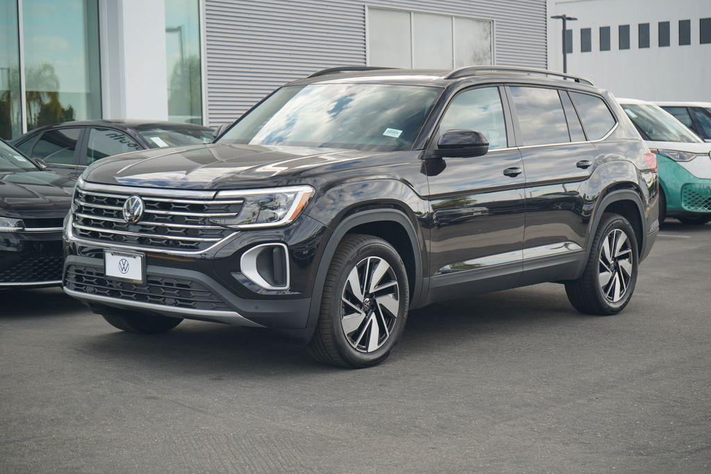 new 2025 Volkswagen Atlas car, priced at $48,725