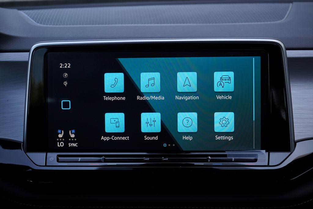 new 2025 Volkswagen Atlas Cross Sport car, priced at $39,773