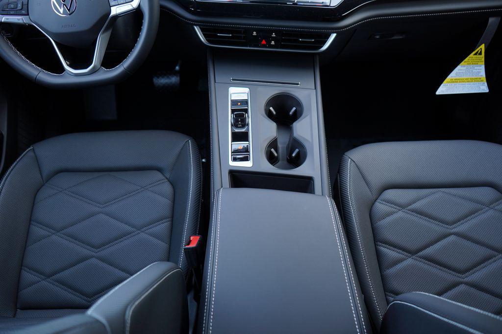 new 2025 Volkswagen Atlas Cross Sport car, priced at $39,773