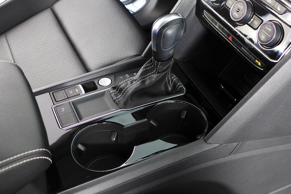 used 2022 Volkswagen Atlas car, priced at $26,795