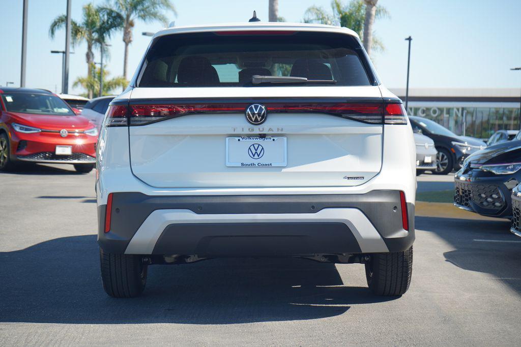 new 2025 Volkswagen Tiguan car, priced at $33,015