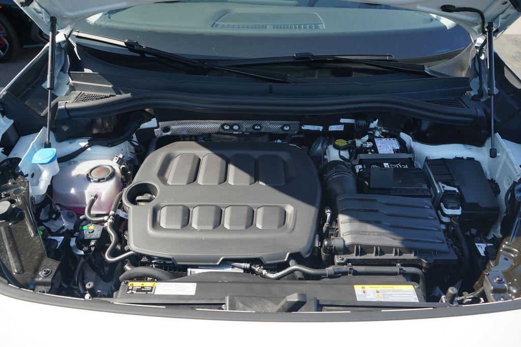 new 2025 Volkswagen Tiguan car, priced at $33,015