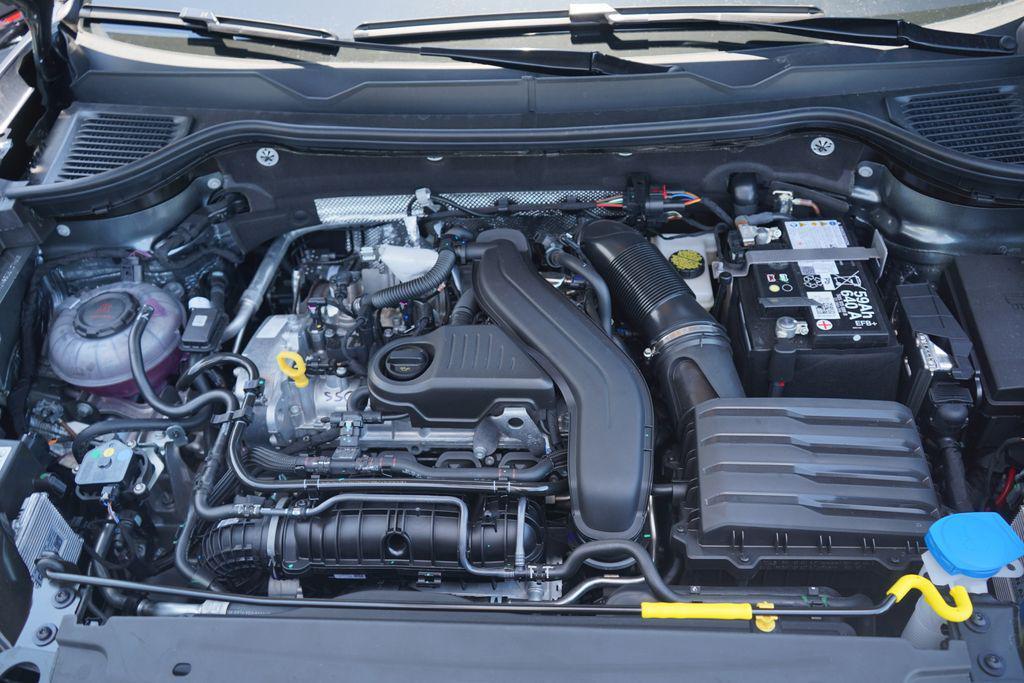 new 2025 Volkswagen Taos car, priced at $31,277