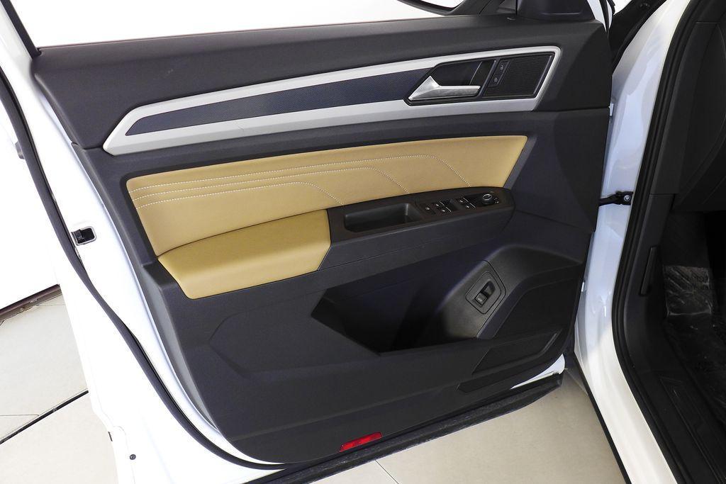 used 2023 Volkswagen Atlas Cross Sport car, priced at $30,995