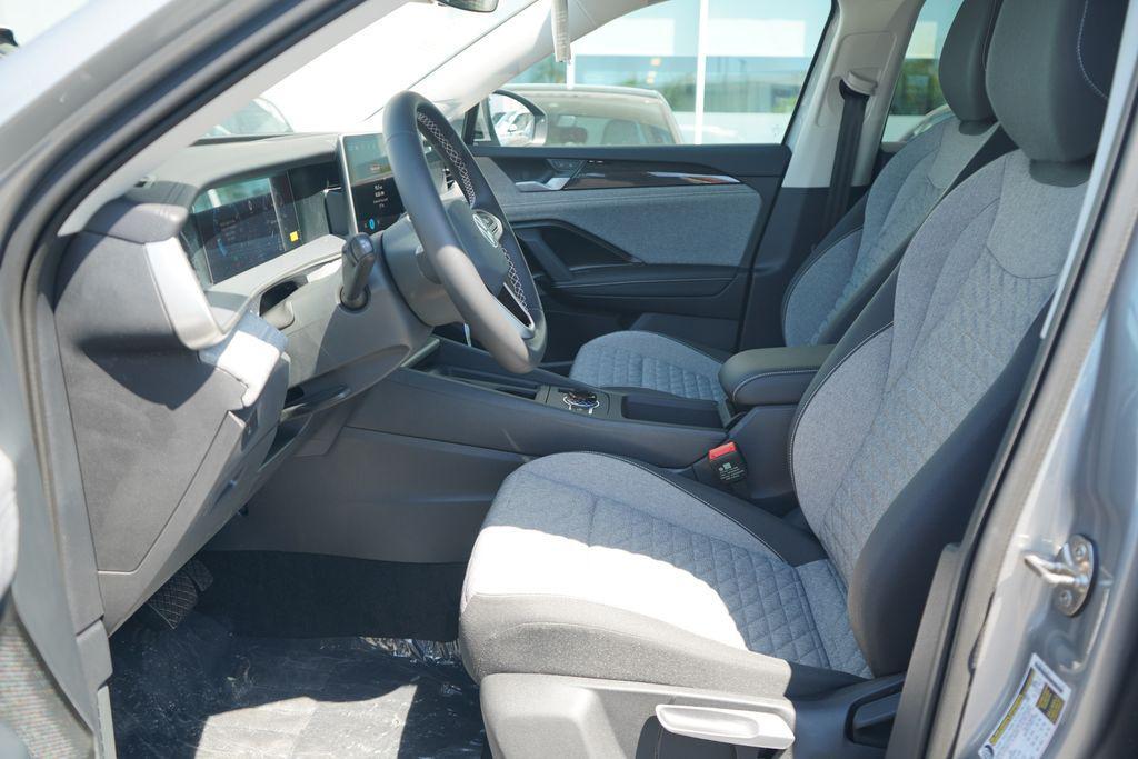 new 2025 Volkswagen Tiguan car, priced at $32,576