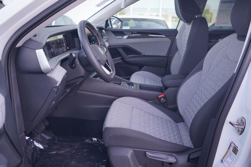 new 2025 Volkswagen Tiguan car, priced at $32,382