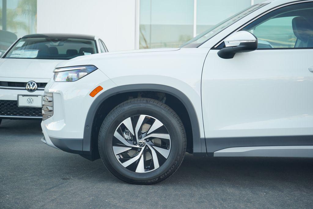 new 2025 Volkswagen Tiguan car, priced at $32,382