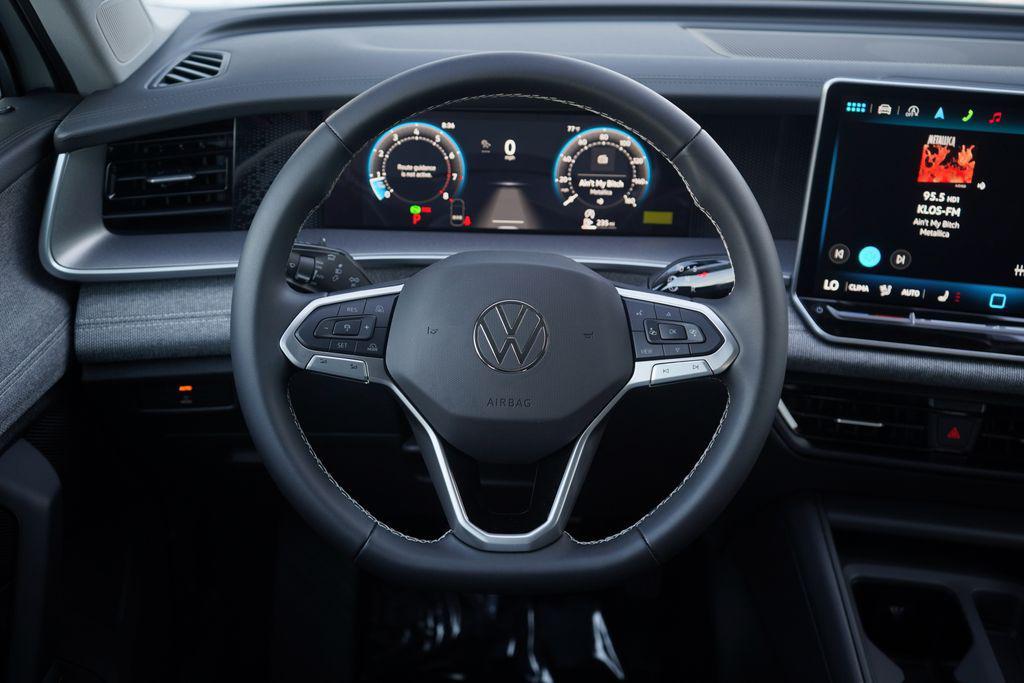 new 2025 Volkswagen Tiguan car, priced at $32,382
