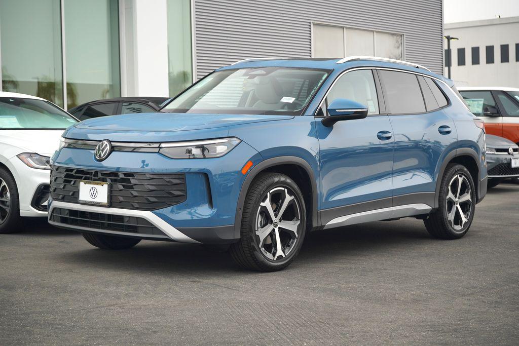 new 2025 Volkswagen Tiguan car, priced at $36,541