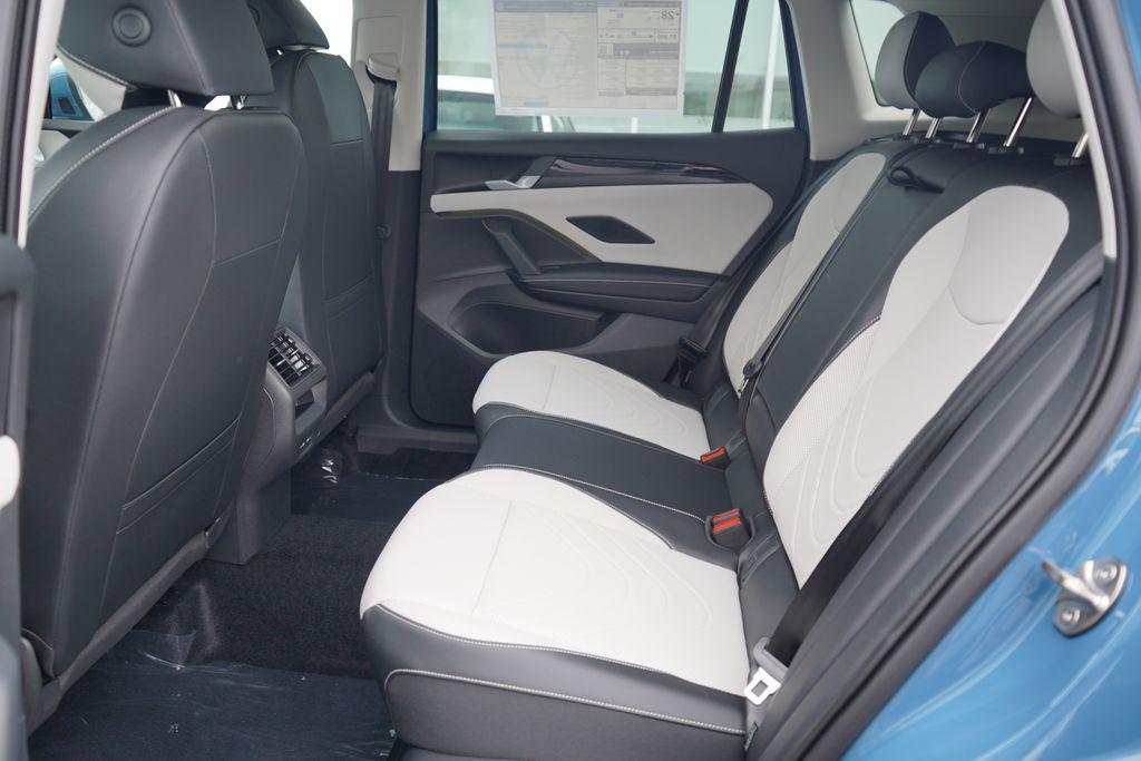 new 2025 Volkswagen Tiguan car, priced at $36,541