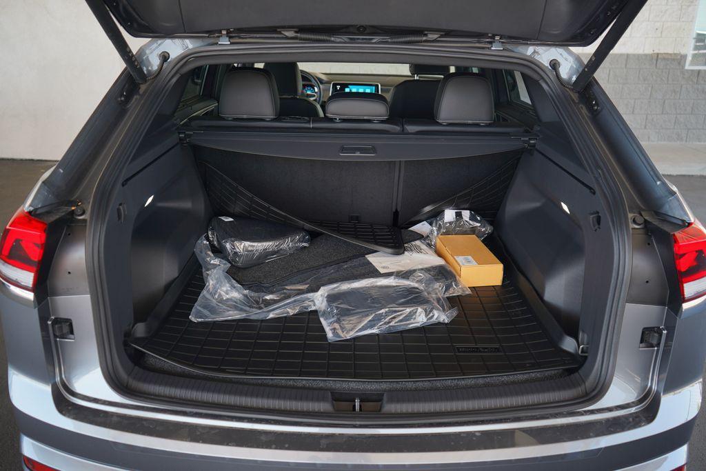 new 2025 Volkswagen Atlas Cross Sport car, priced at $45,951