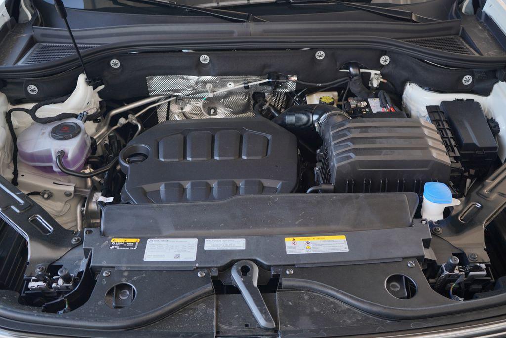 new 2025 Volkswagen Atlas car, priced at $57,516