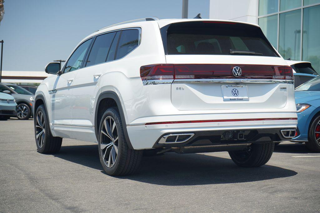 new 2025 Volkswagen Atlas car, priced at $57,516