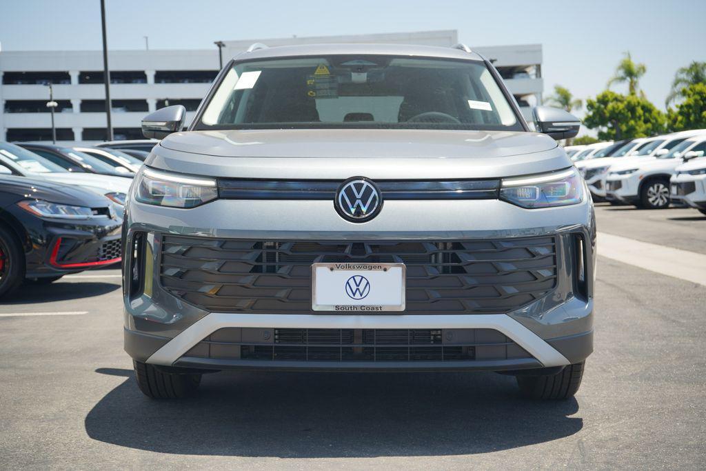 new 2025 Volkswagen Tiguan car, priced at $31,621
