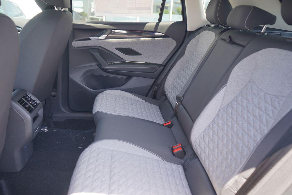 new 2025 Volkswagen Tiguan car, priced at $31,621