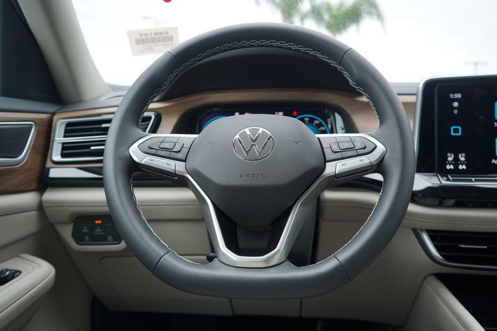 new 2025 Volkswagen Atlas car, priced at $45,486