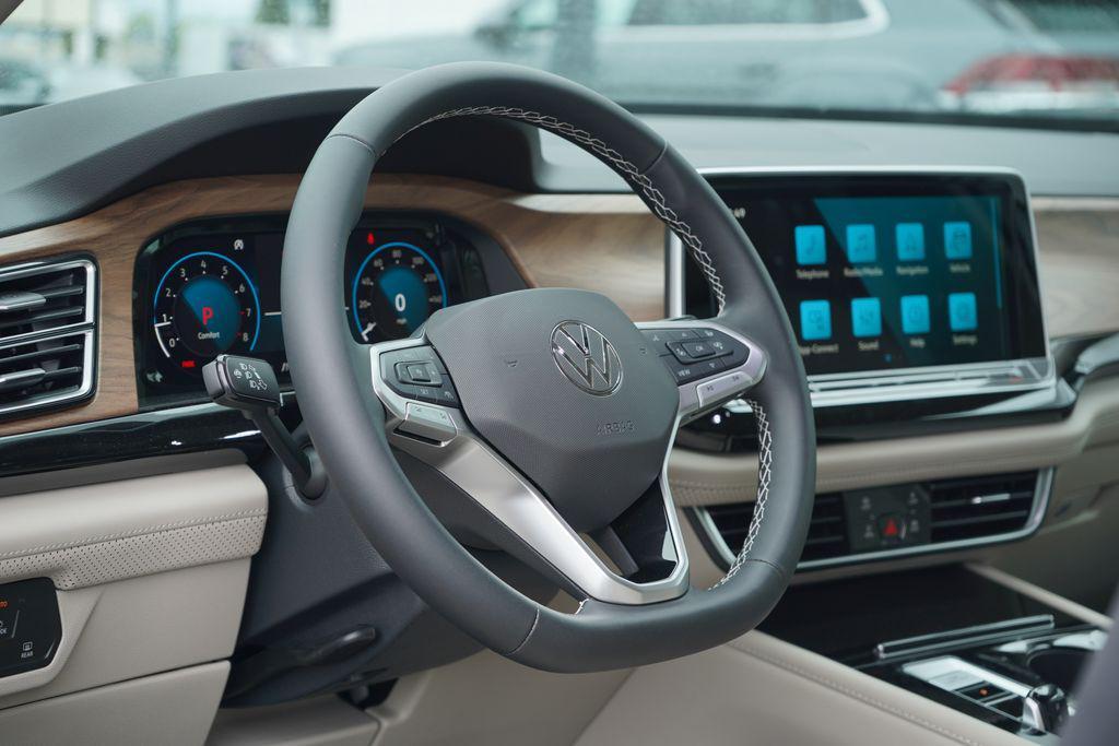new 2025 Volkswagen Atlas car, priced at $45,486