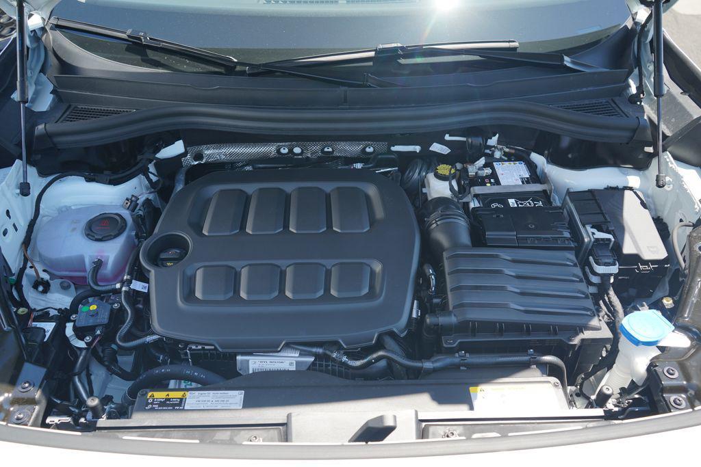 new 2025 Volkswagen Tiguan car, priced at $31,515