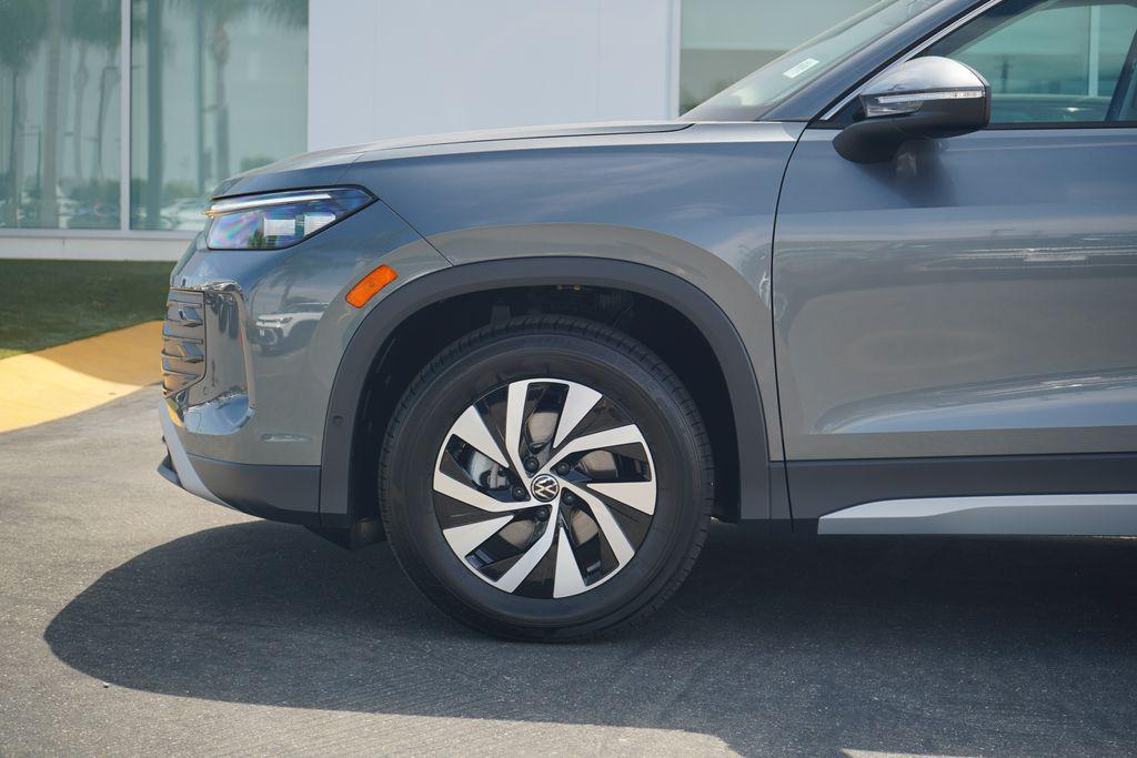 new 2025 Volkswagen Tiguan car, priced at $31,515