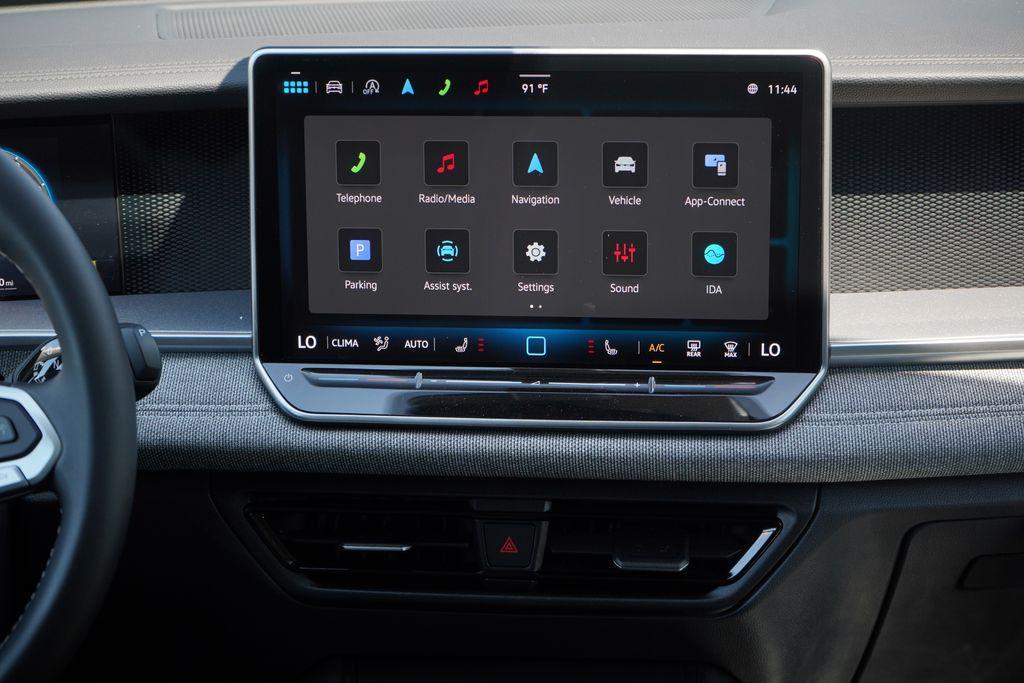 new 2025 Volkswagen Tiguan car, priced at $31,921