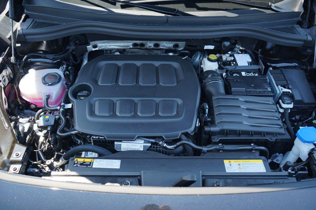 new 2025 Volkswagen Tiguan car, priced at $31,921