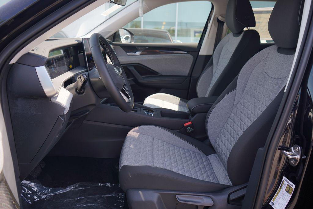 new 2025 Volkswagen Tiguan car, priced at $31,921