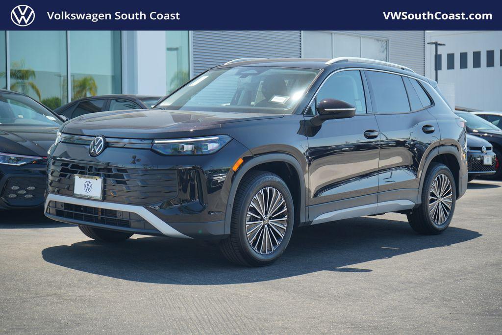new 2025 Volkswagen Tiguan car, priced at $31,921