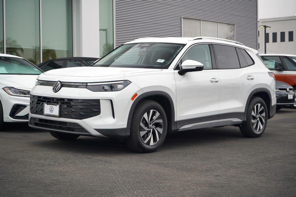 new 2025 Volkswagen Tiguan car, priced at $32,382