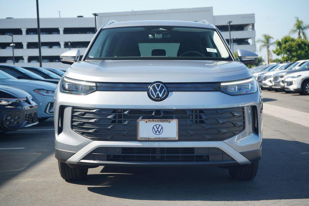 new 2025 Volkswagen Tiguan car, priced at $31,621
