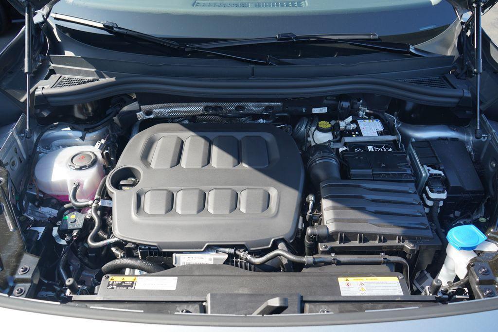 new 2025 Volkswagen Tiguan car, priced at $31,621