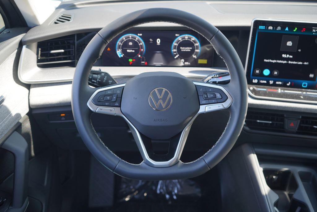 new 2025 Volkswagen Tiguan car, priced at $31,621