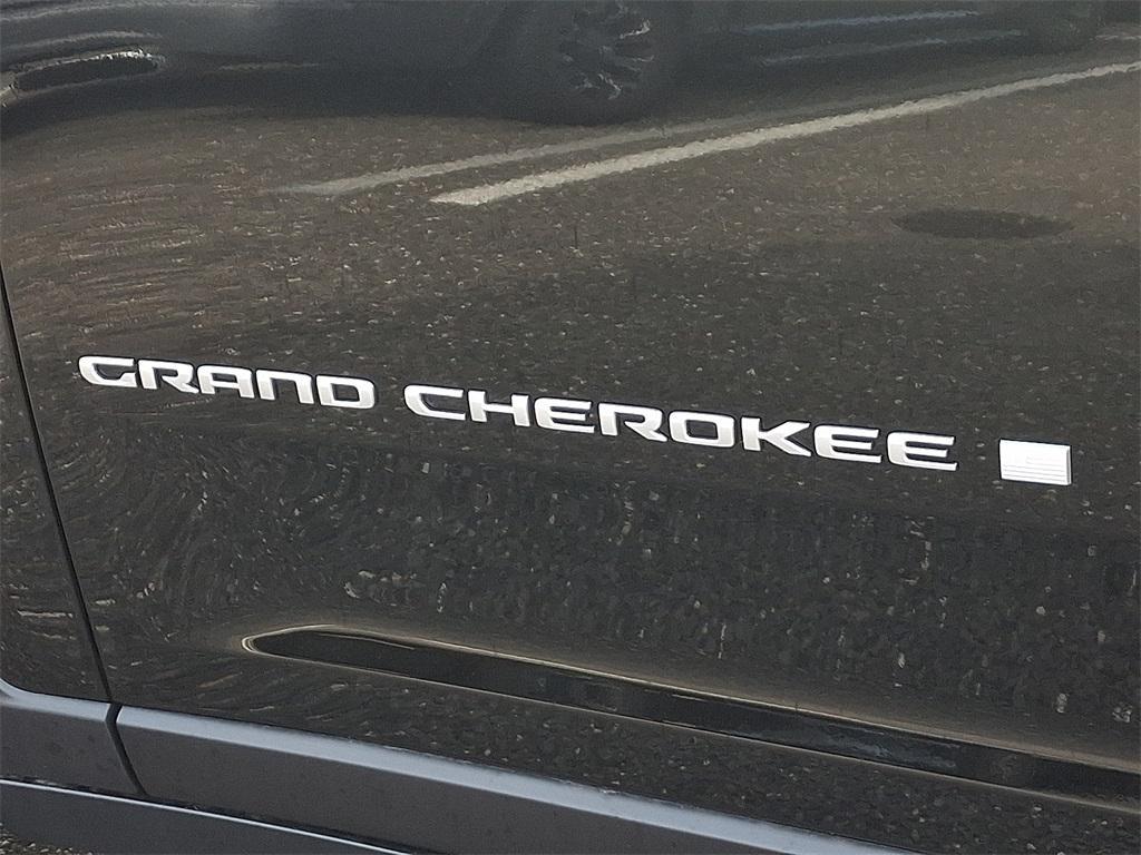 new 2025 Jeep Grand Cherokee car
