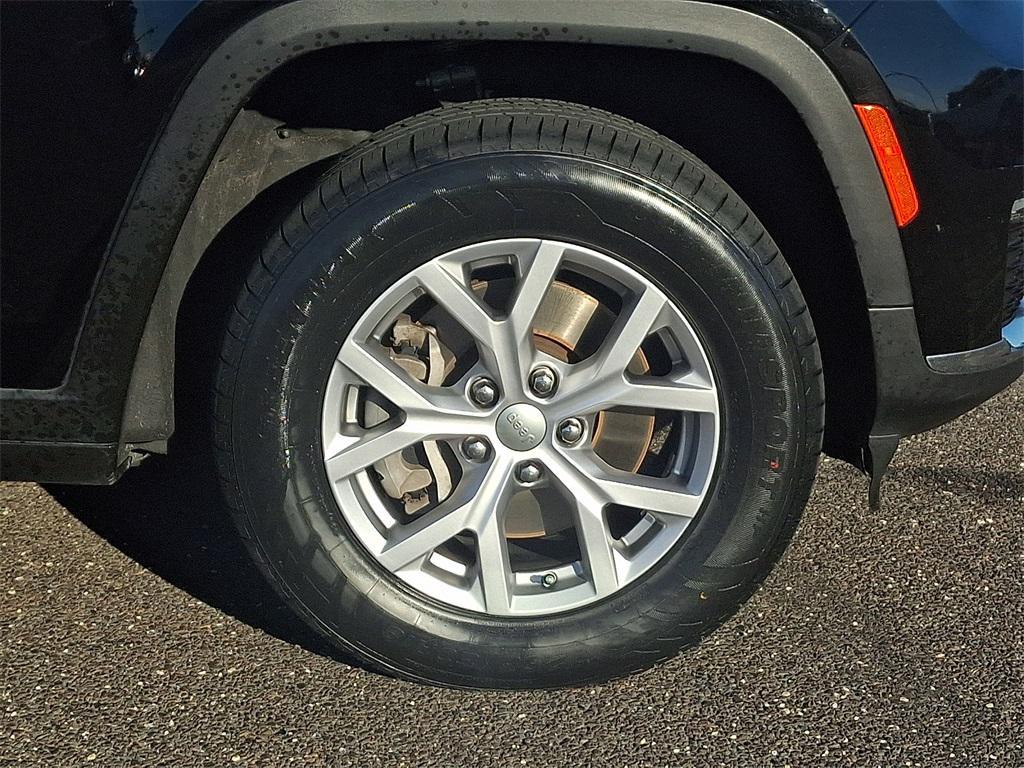 used 2022 Jeep Grand Cherokee L car, priced at $30,800