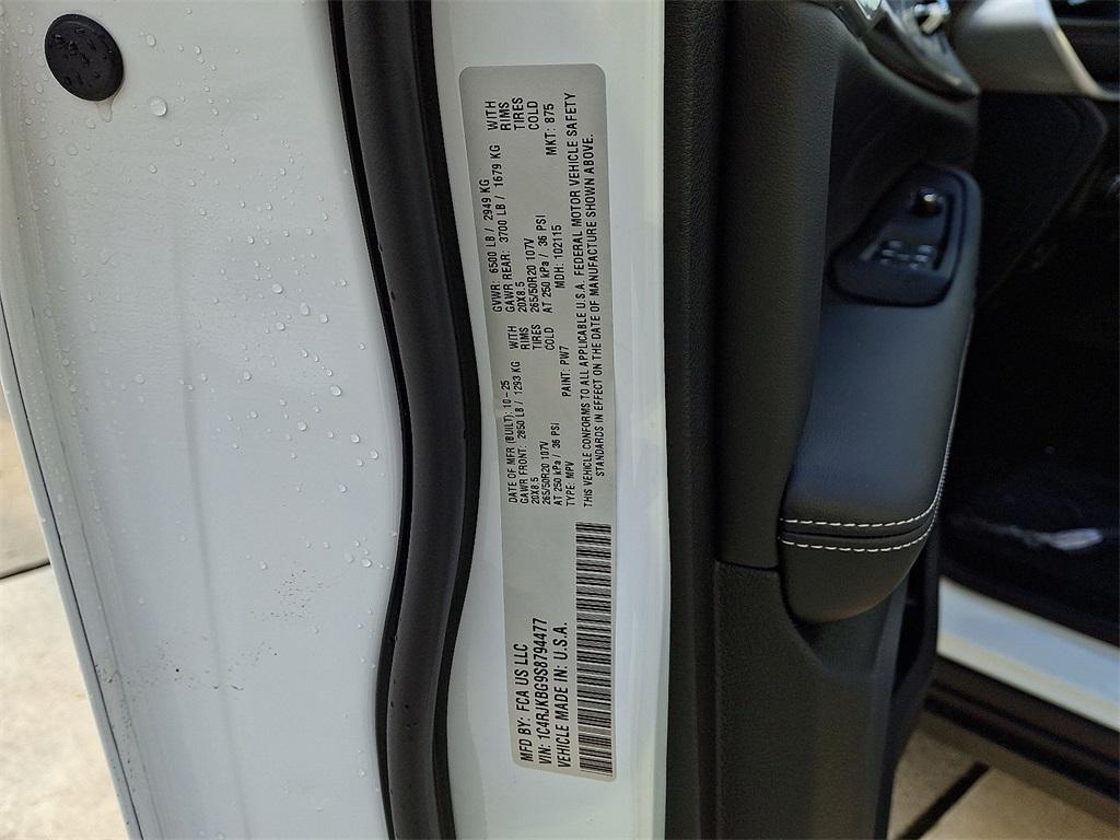 new 2025 Jeep Grand Cherokee L car, priced at $55,240