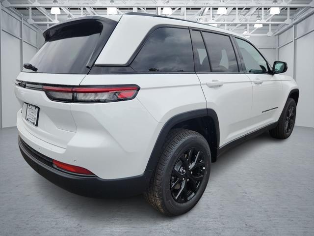 new 2025 Jeep Grand Cherokee car, priced at $45,935