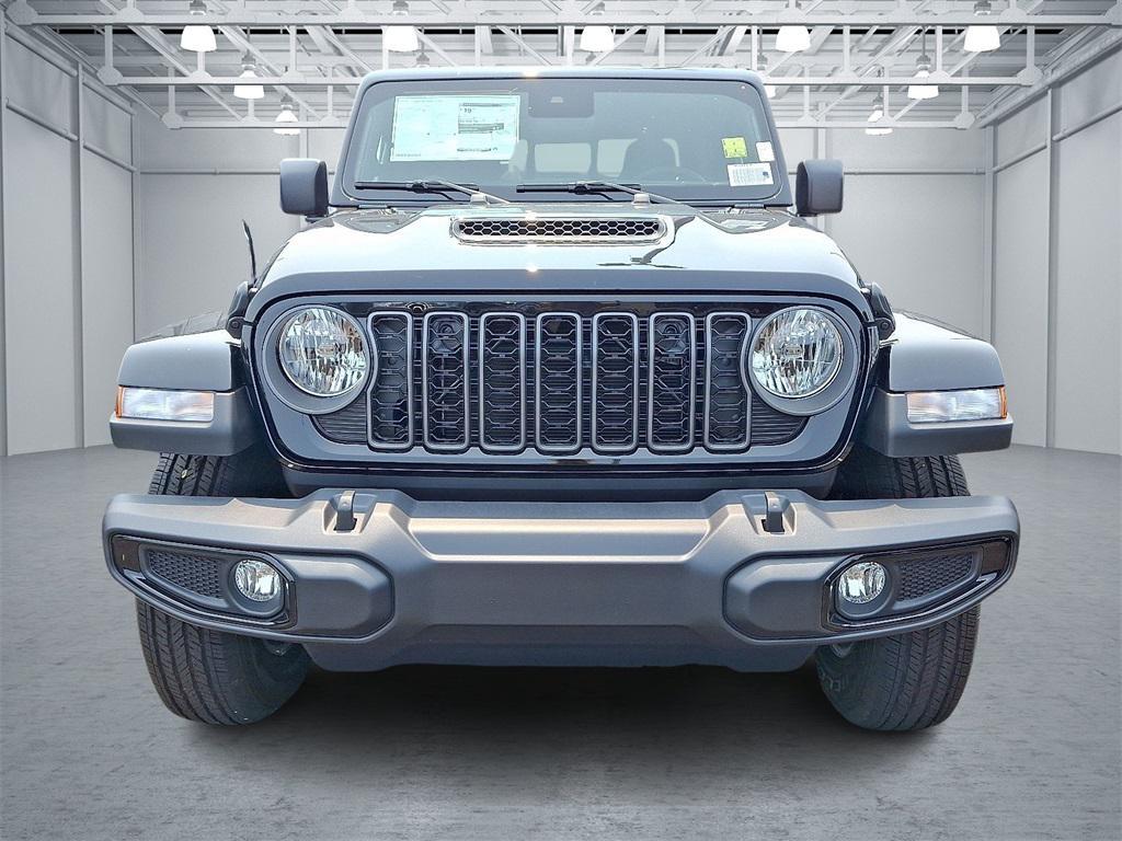 new 2025 Jeep Gladiator car, priced at $52,365