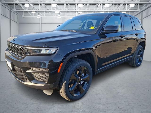 new 2025 Jeep Grand Cherokee car, priced at $48,175