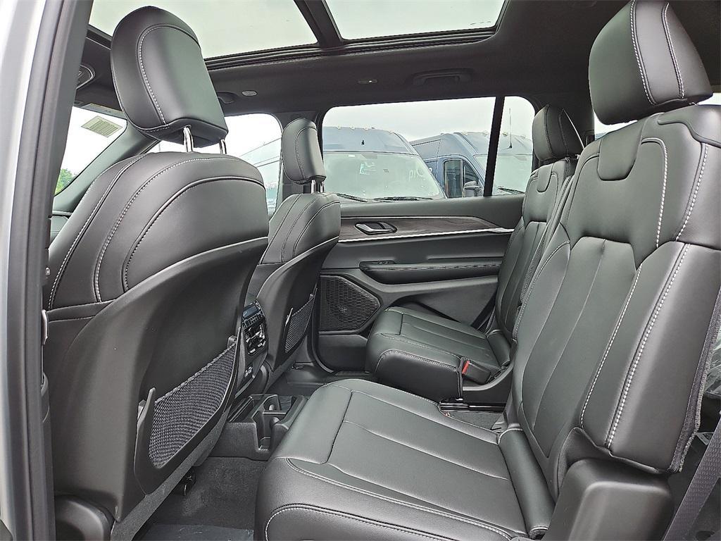 new 2025 Jeep Grand Cherokee L car, priced at $54,835