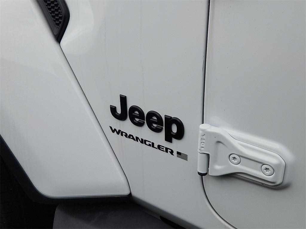 new 2025 Jeep Wrangler car, priced at $58,565