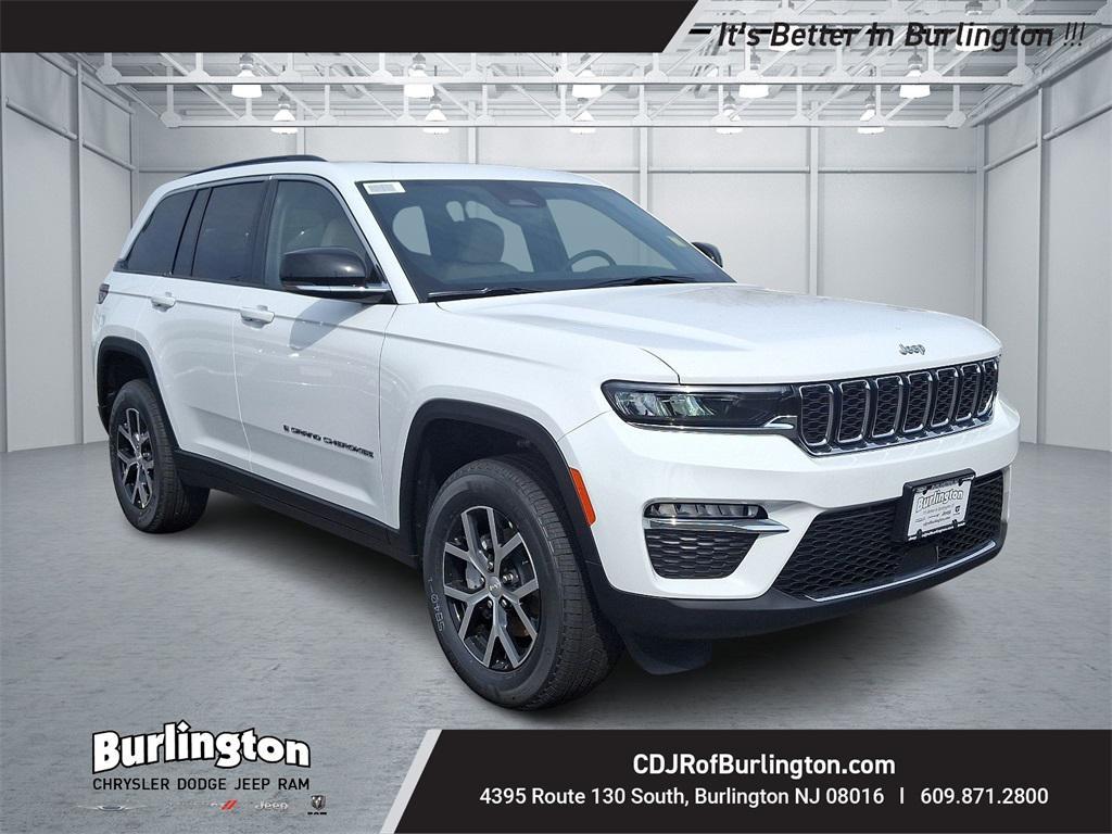 new 2025 Jeep Grand Cherokee car, priced at $49,215