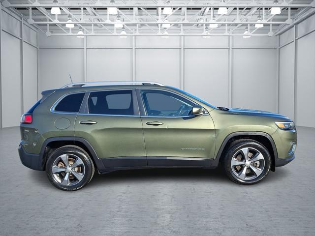 used 2019 Jeep Cherokee car, priced at $17,300