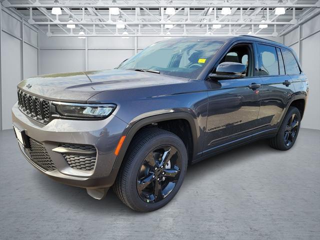 new 2024 Jeep Grand Cherokee car, priced at $49,175