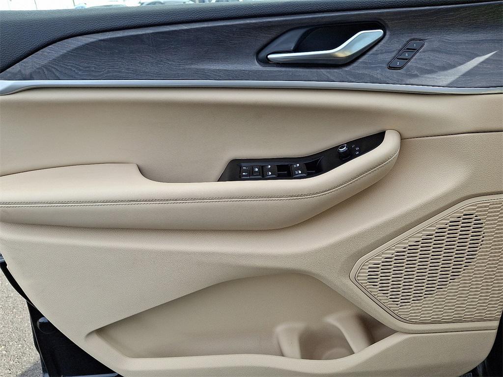 used 2023 Jeep Grand Cherokee L car, priced at $31,500