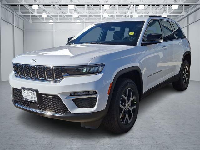 new 2025 Jeep Grand Cherokee car, priced at $49,215