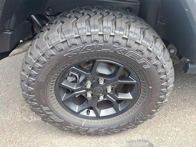 new 2025 Jeep Wrangler car