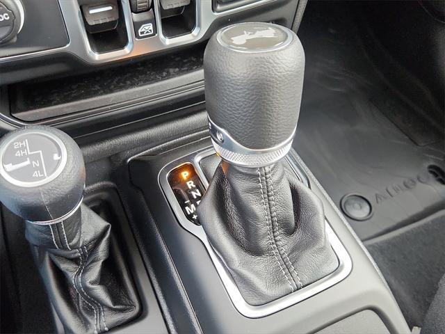 new 2025 Jeep Wrangler car, priced at $51,740