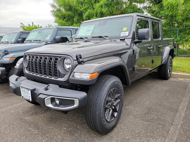 new 2024 Jeep Gladiator car, priced at $48,045