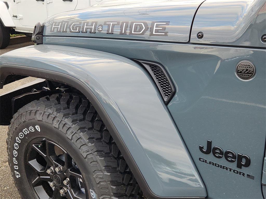 new 2025 Jeep Gladiator car, priced at $50,745